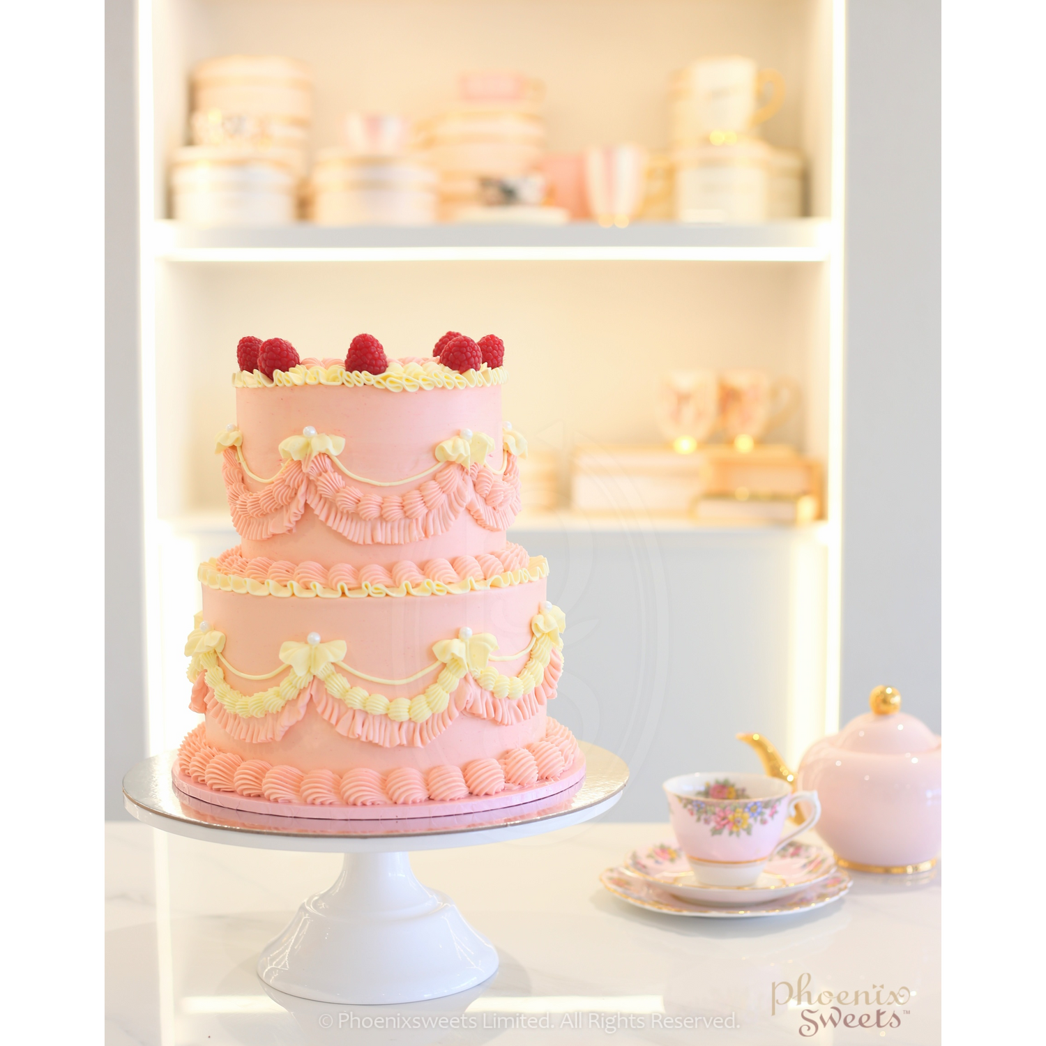 Butter Cream Cake - Lambeth Piping Cake (2 tiers)